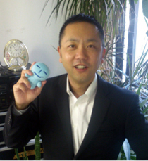 株式会社エクストリーム　代表取締役社長 CEO　佐藤　昌平 